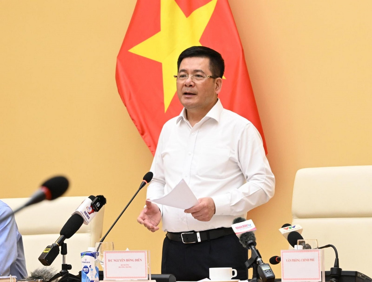 Bộ trưởng Nguyễn Hồng Diên: “Quan điểm chỉ đạo xuyên suốt và bao trùm là tuyệt đối không để thiếu điện trong mọi tình huống”. Ảnh: Bộ Công Thương.