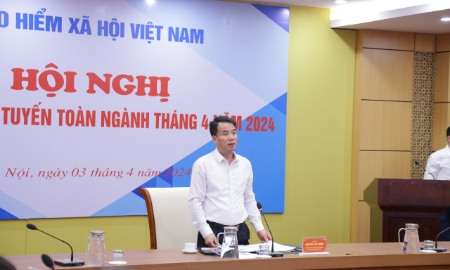 Tổng Giám đốc Bảo hiểm xã hội Việt Nam Nguyễn Thế Mạnh chủ trì Hội nghị giao ban trực tuyến toàn ngành, chiều 3/4. Ảnh: BHXH Việt Nam.