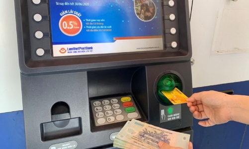 Đấy mạnh chi trả lương hưu qua tài khoản, tránh trục lợi quỹ bảo hiểm 