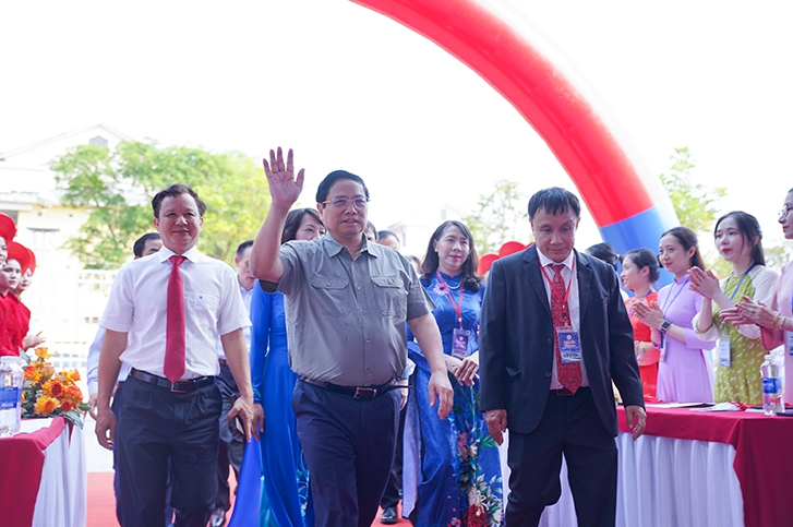 Thủ tướng Ch&iacute;nh phủ Phạm Minh Ch&iacute;nh dự lễ khởi c&ocirc;ng Bệnh viện Quốc tế Trung ương Huế 2