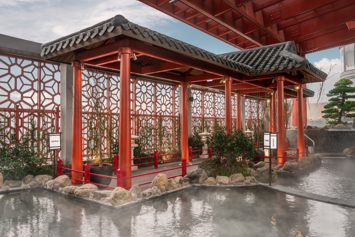 Kh&ocirc;ng gian tắm onsen chuẩn Nhật tại Ecopark