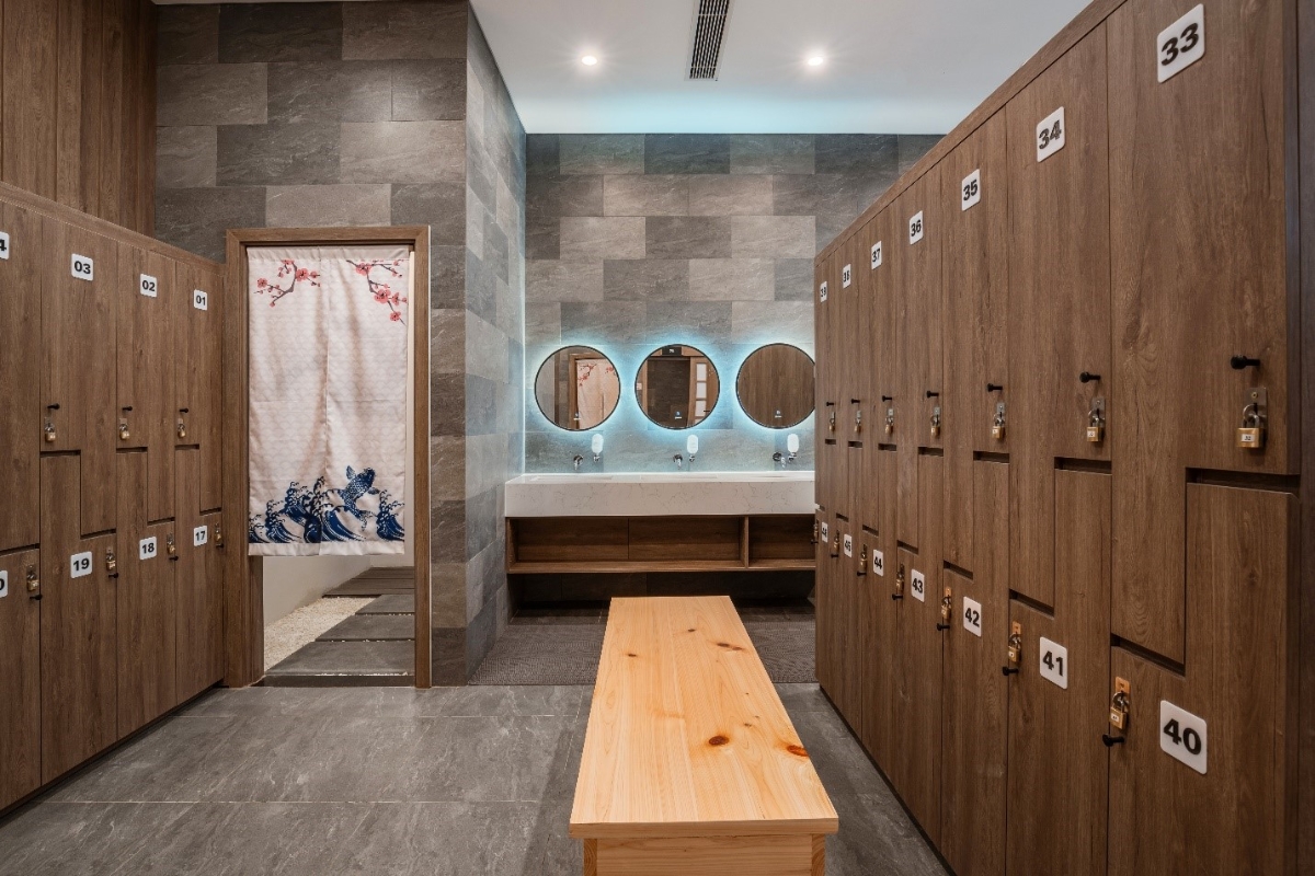 C&aacute;c tiện &iacute;ch phục vụ tắm kho&aacute;ng được đầu tư kĩ lưỡng, tỉ mỉ.