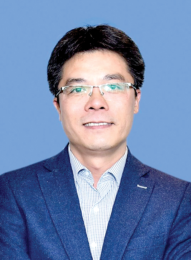 &Ocirc;ng T&ocirc; Xu&acirc;n Ph&uacute;c, Gi&aacute;m đốc điều h&agrave;nh Chương tr&igrave;nh ch&iacute;nh s&aacute;ch thương mại l&acirc;m sản, Tổ chức Forest Trends