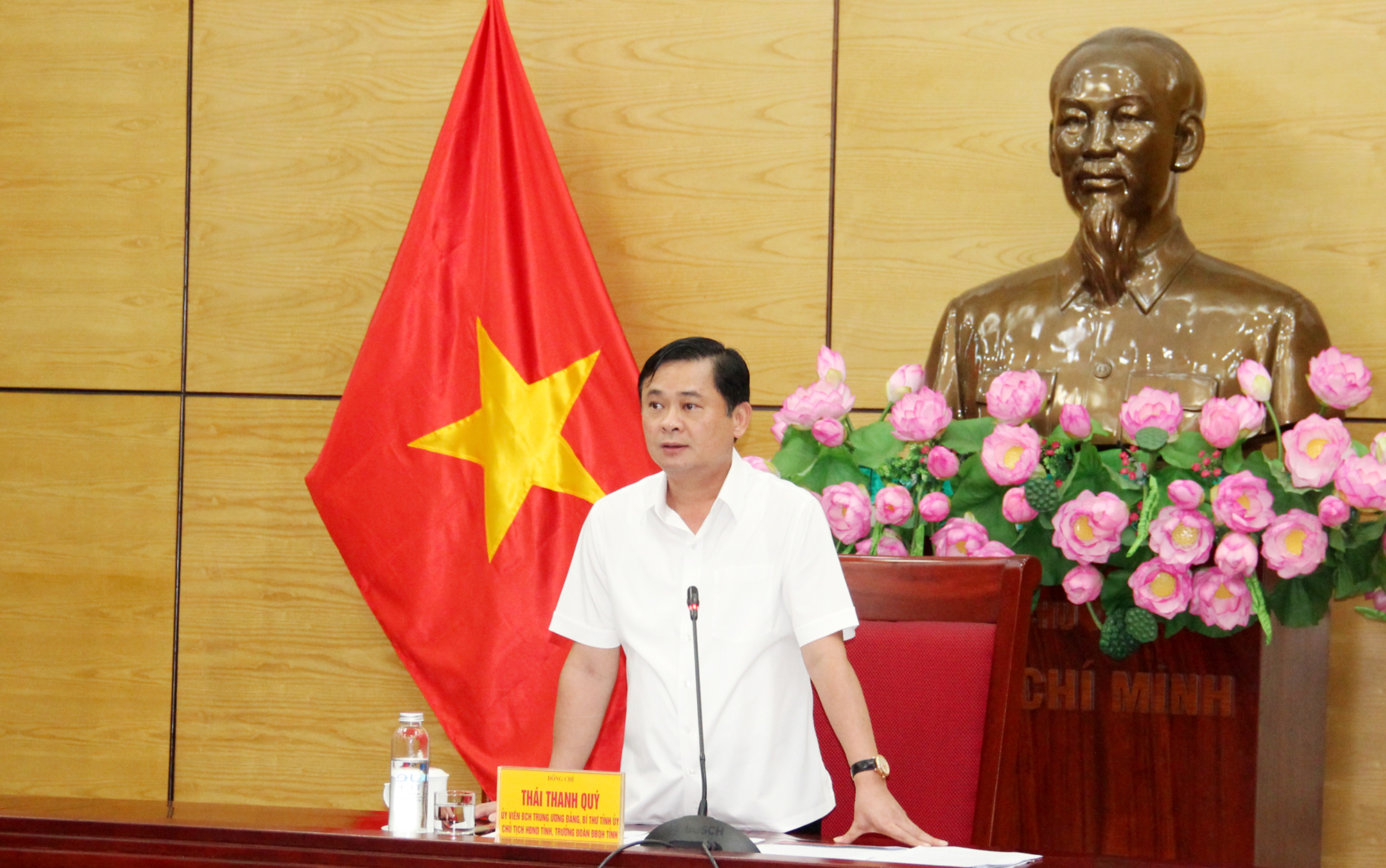 Bí thư Tỉnh ủy Nghệ An Thái Thanh Quý phát biểu tại buổi làm việc