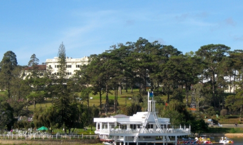 Lâm Đồng lên phương án xử lý nhà hàng Thủy Tạ, khách sạn Golf 3 cũ và Dinh 1