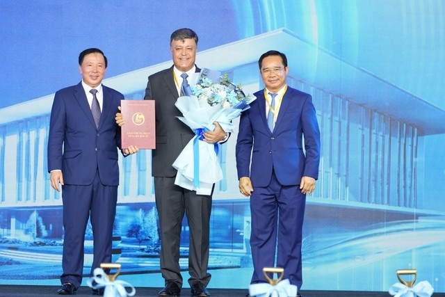  Suntory PepsiCo Powers Vietnam's Growth with Sustainable Mega-Factory