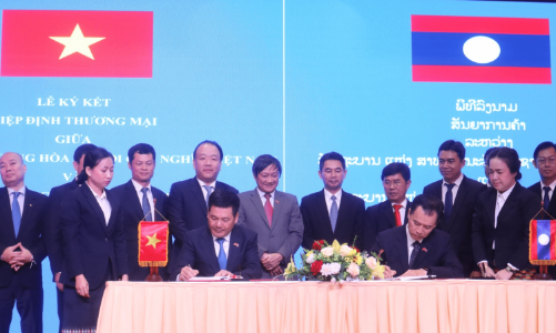 Việt Nam - Lào chính thức ký Hiệp định Thương mại mới