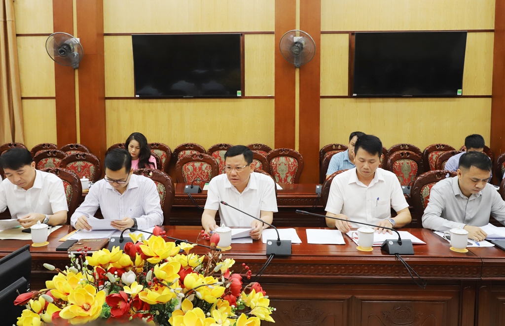 Phó Chủ tịch Thường trực UBND tỉnh Thanh Hóa Nguyễn Văn Thi phát biểu tại buổi làm việc