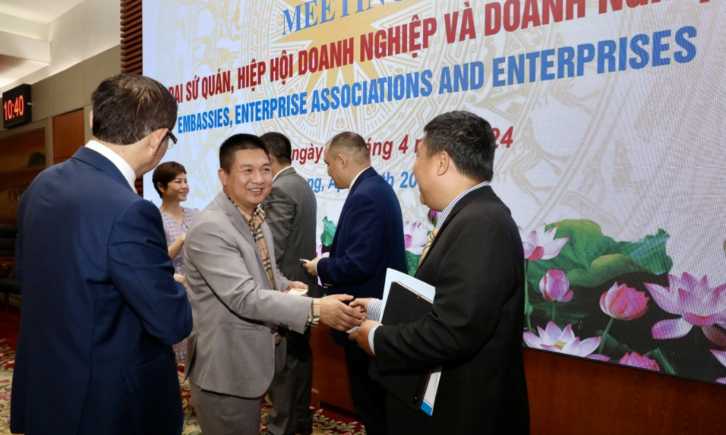Lãnh đạo thành phố Hải Phòng gặp gỡ và lắng nghe ý kiến của doanh nghiệp trong khuôn khổ Vietnam Connect 2024 với chủ đề