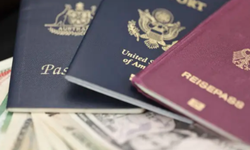 “Mốt” sở hữu hộ chiếu thứ hai của giới nhà giàu Mỹ