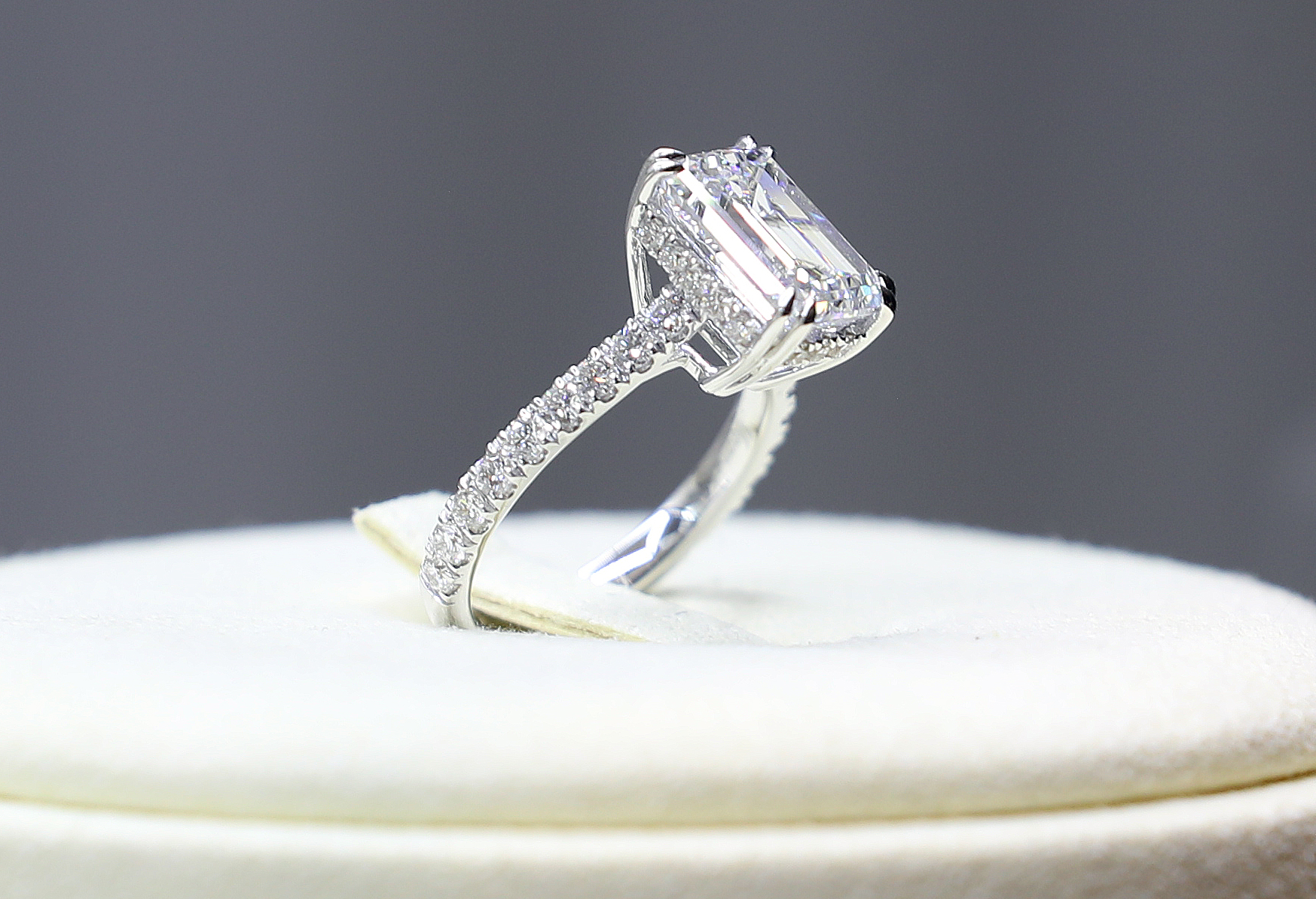 C&ocirc;ng ty&nbsp;2DOT4 c&oacute; trụ sở tại Dubai (UAE) đ&atilde; 