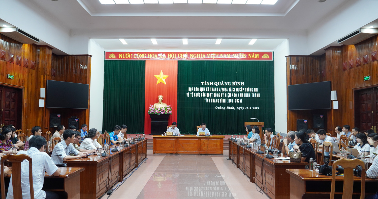 Toàn cảnh buổi họp báo