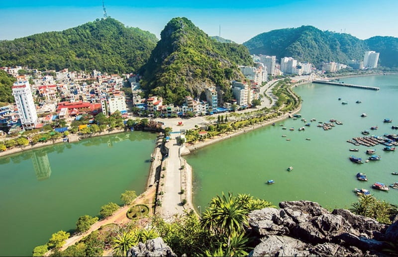 Các dự án xã hội hoá thuộc lĩnh vực văn hoá xã hội tại thi trấn Cát Bà được miễn tiền thuê đất cho cả thời gian thực hiện dự án