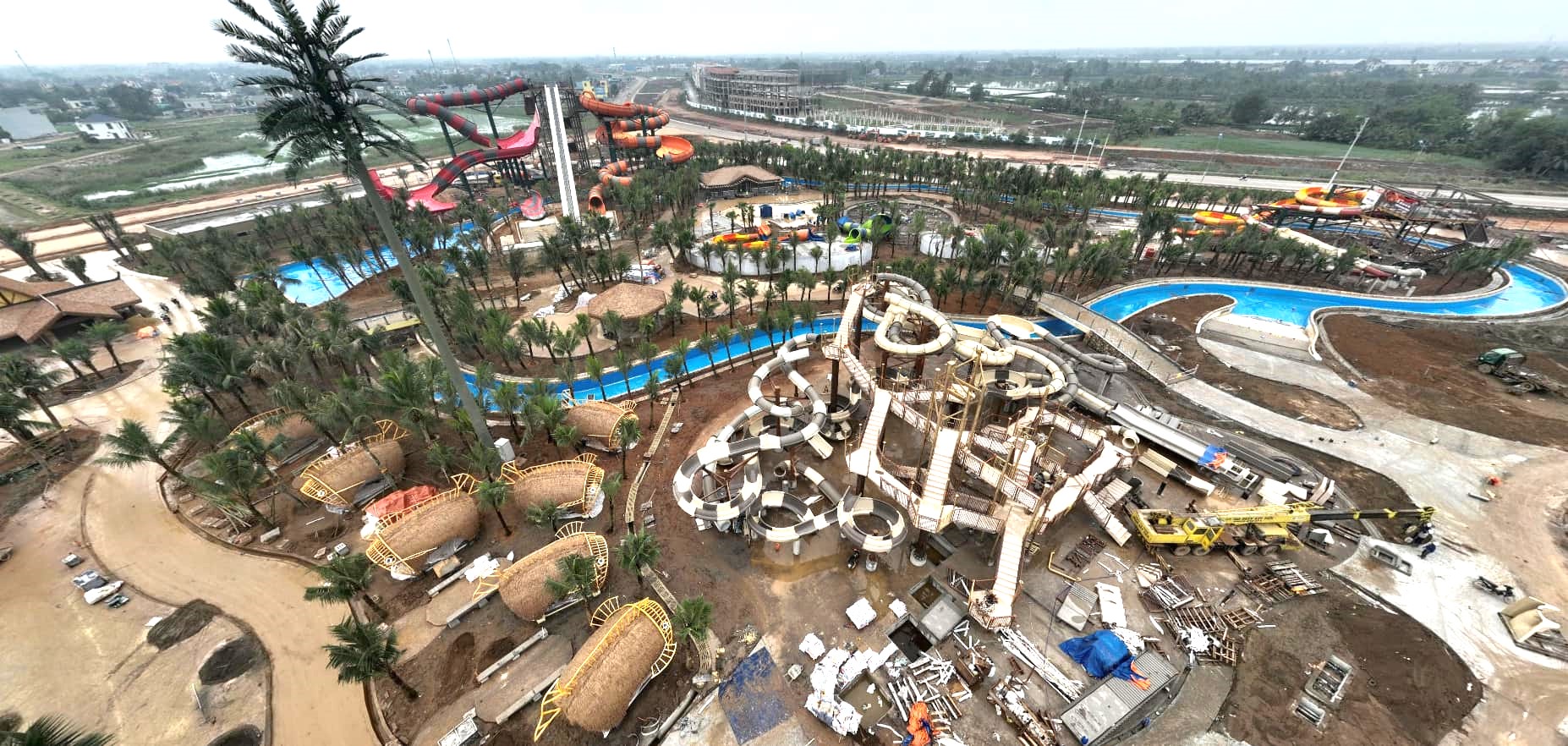 Công viên nước Sầm Sơn đang gấp rút hoàn thiện để sắp tới đưa vào sử dụng