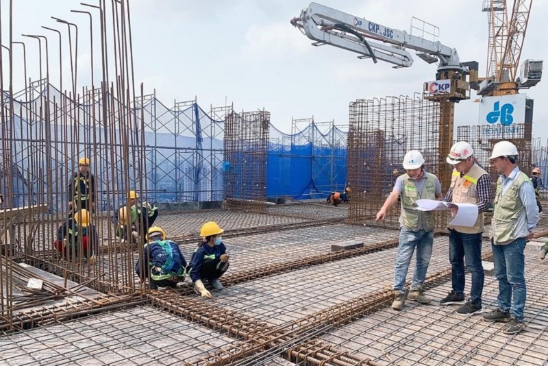 Những công ty xây dựng quy mô vốn đầu tư nhỏ và trung bình đang phải đối mặt với nhiều thách thức.