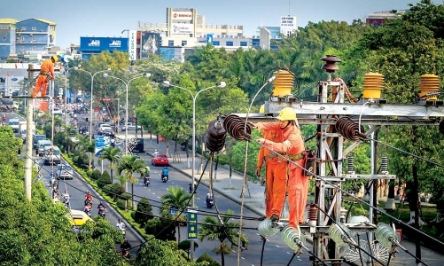 Trình Chính phủ Dự thảo Nghị định về cơ chế mua bán điện trực tiếp trước ngày 30/4/2024