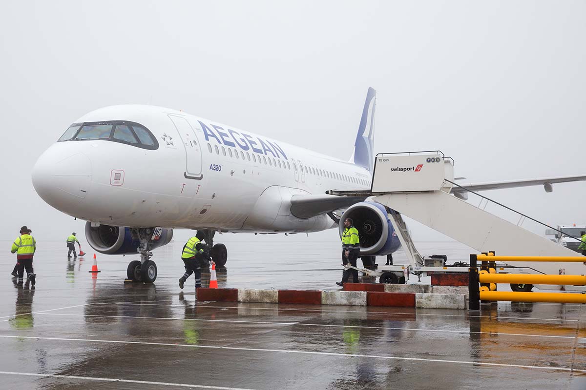 Ng&agrave;nh h&agrave;ng kh&ocirc;ng ch&acirc;u &Acirc;u đang tiến h&agrave;nh những thay đổi về lịch tr&igrave;nh chuyến bay cũng như nỗ lực giảm nguy cơ đ&igrave;nh c&ocirc;ng của c&aacute;c kiểm so&aacute;t vi&ecirc;n kh&ocirc;ng lưu.