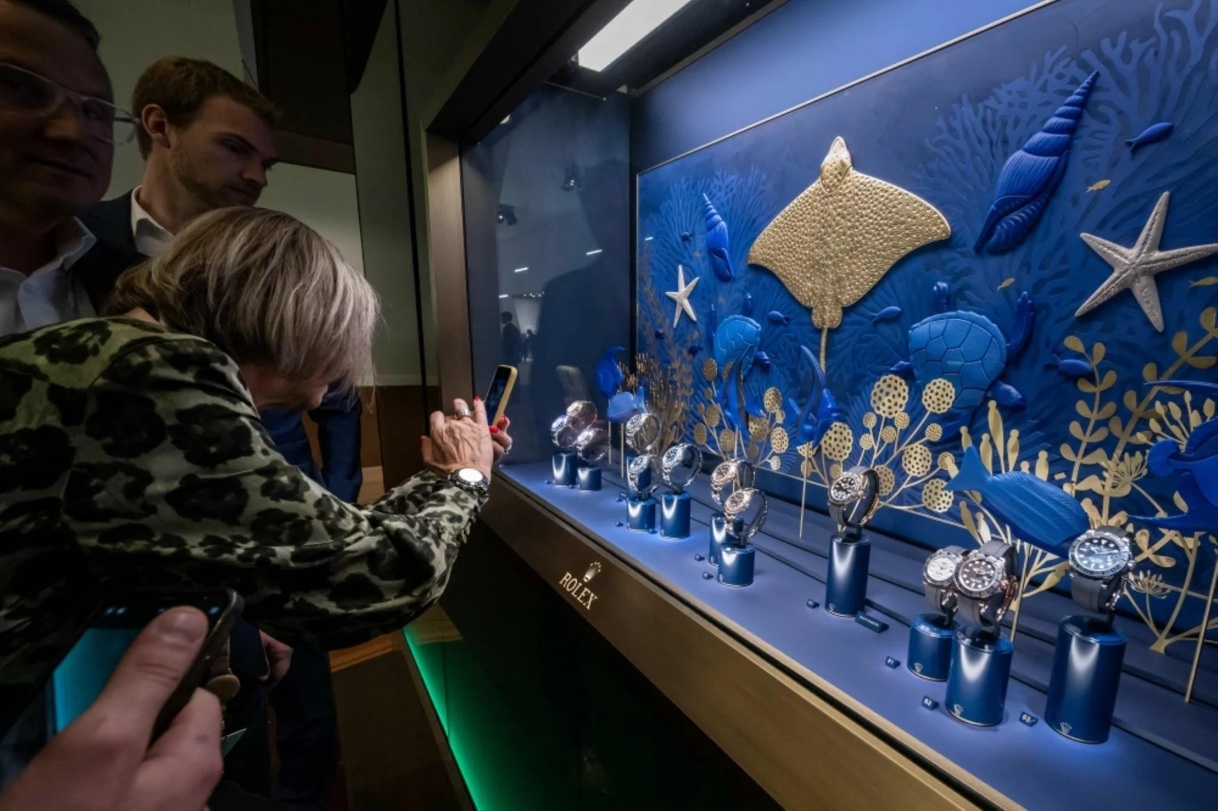 Cửa sổ trưng bày của Rolex tại Watch & Wonders 2024. Ảnh: Time+Tide Watches