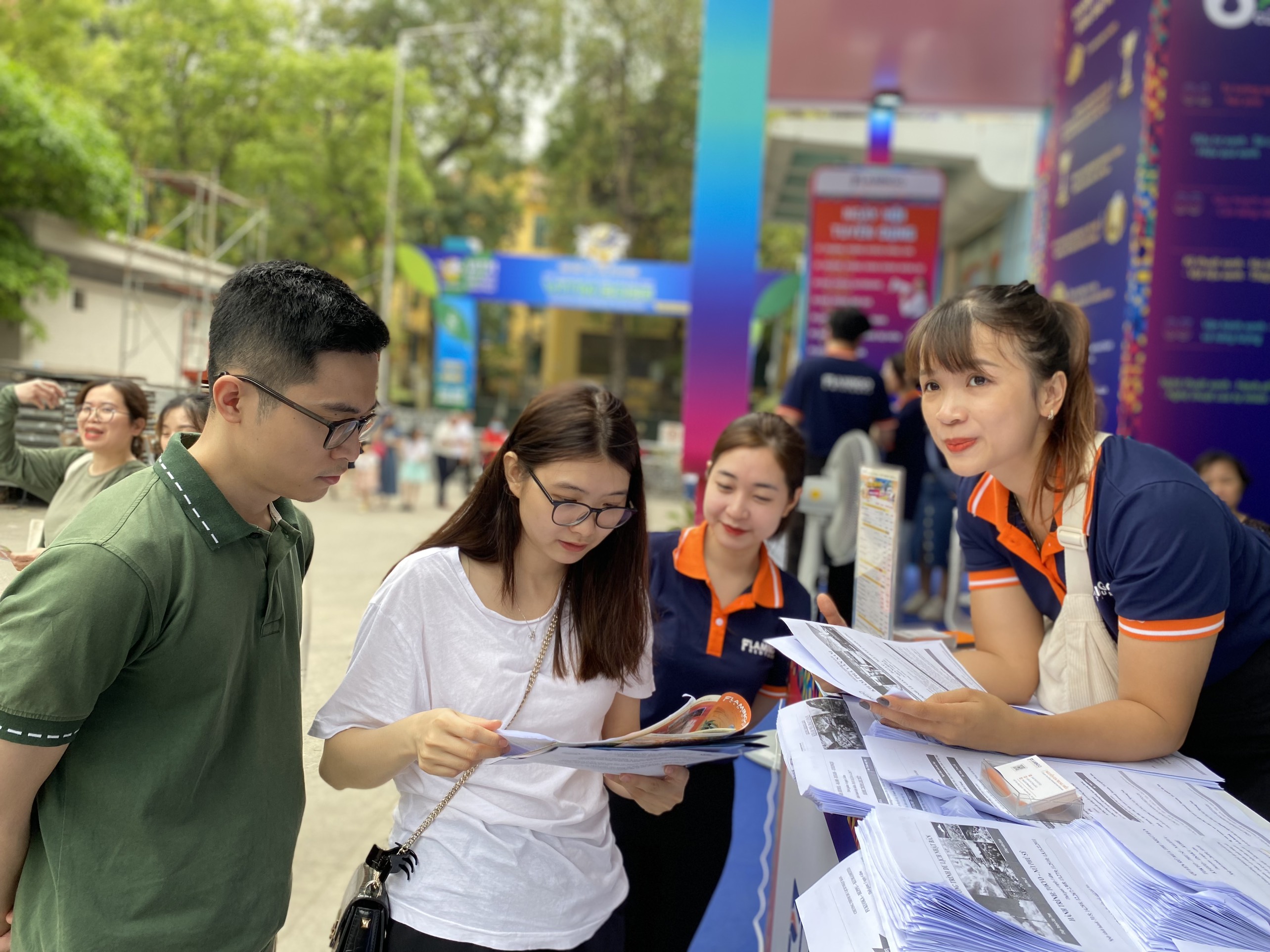Nhiều đơn hàng đã được các doanh nghiệp chốt nhanh và sớm.