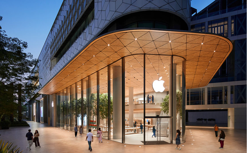 Một cửa h&agrave;ng của Apple tại Ấn Độ.
