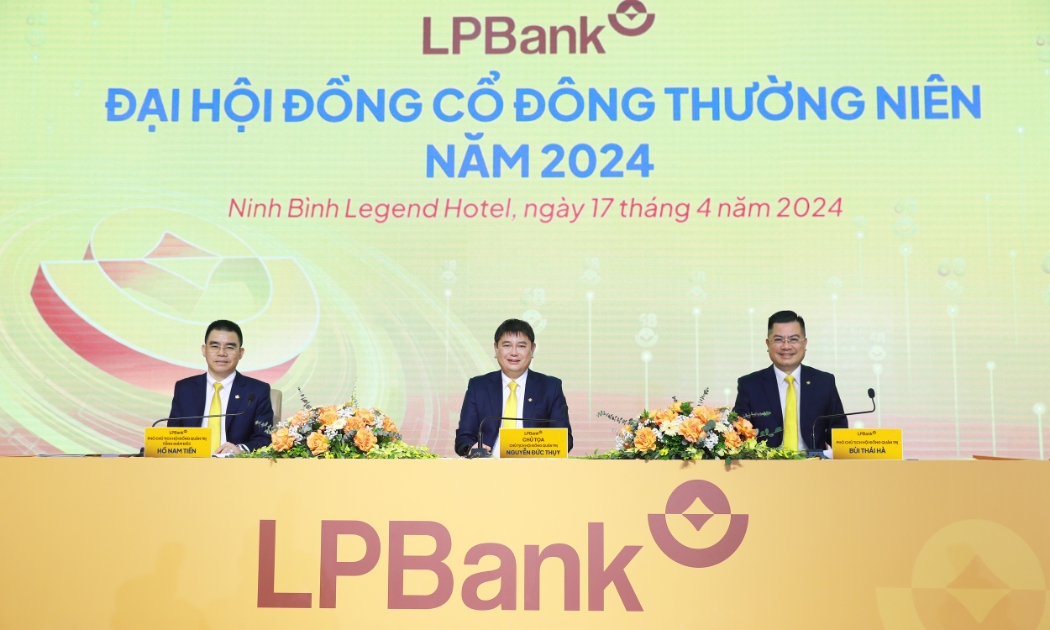 Đại hội đồng cổ đông thường niên 2024 LPBank thông qua việc đổi tên thành Ngân hàng TMCP Lộc Phát Việt Nam.