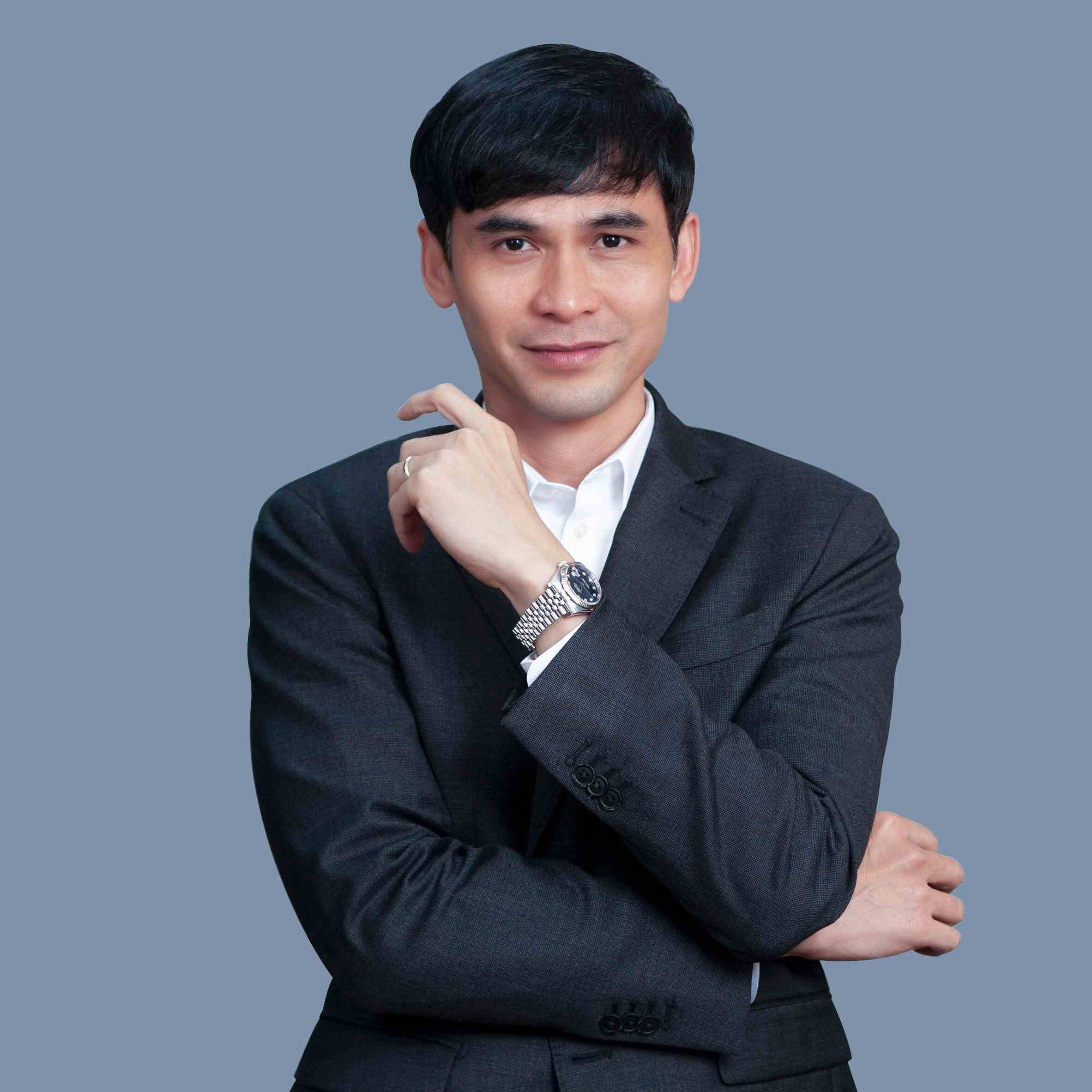 Ông Đào Phúc Trí, đồng sáng lập và Phó chủ tịch Hội đồng quản trị của Tập đoàn YeaH1 kể từ ngày 18/09/2023. Ông Trí có nhiều năm kinh nghiệm chuyên môn và thành công trong ngành quảng cáo và giải trí.