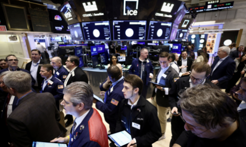 Chứng khoán Mỹ giảm 4 phiên liên tiếp vì nỗi lo lãi suất, giá dầu sụt hơn 3%