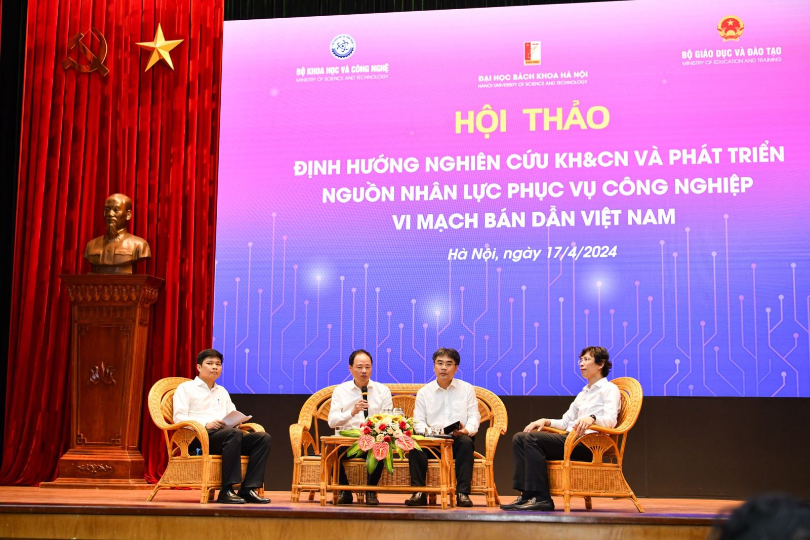 Speakers sharing insights at the workshop. (Photo source: MoST)