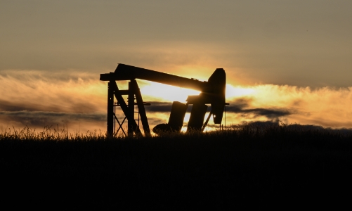 Giá vàng, giá dầu đồng loạt tăng sau tin Israel có thể đã tấn công đáp trả Iran