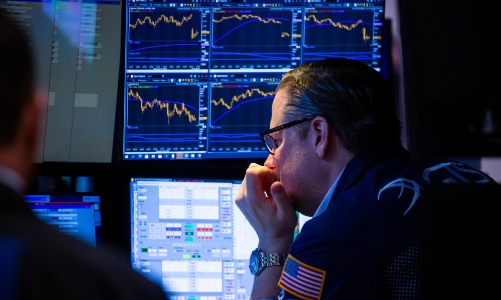 Chứng khoán Mỹ giảm một mạch 5 phiên, giá dầu chờ tin Trung Đông