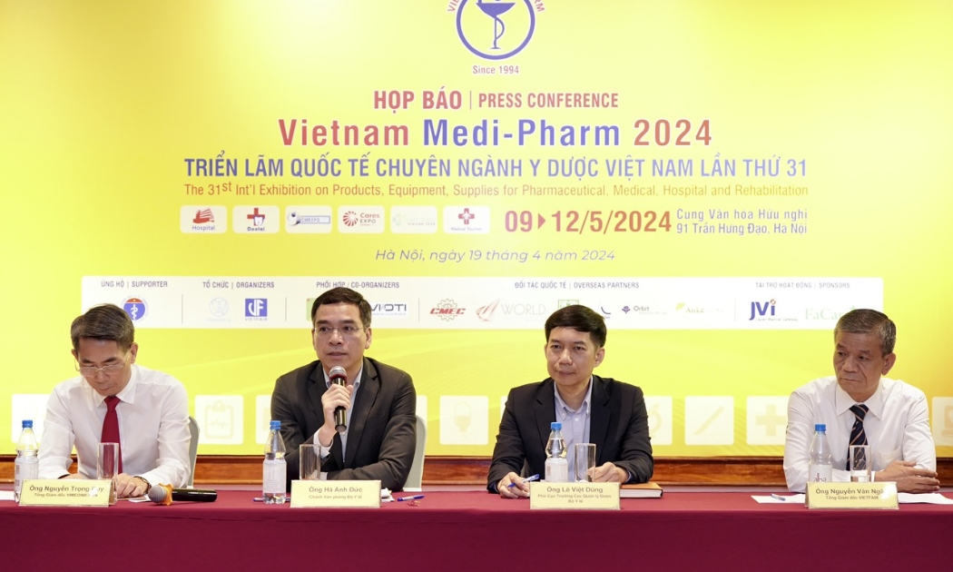 Bộ Y tế tại buổi họp báo về Triển lãm VIETNAM MEDI–PHARM 2024