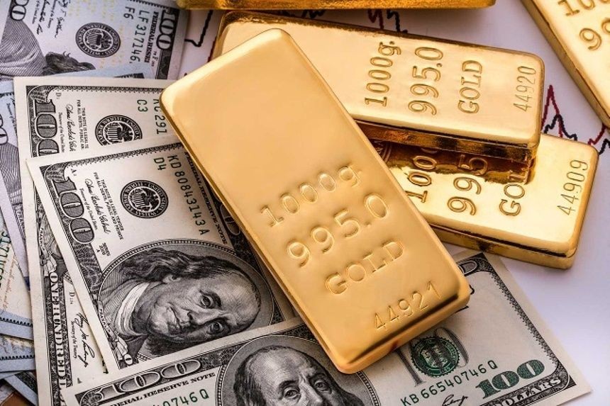 Ngân hàng Nhà nước điều hành tỷ giá linh hoạt, góp phần hấp thụ các cú sốc, kết hợp với phát hành tín phiếu VND nhằm giảm bớt dư thừa thanh khoản VND.