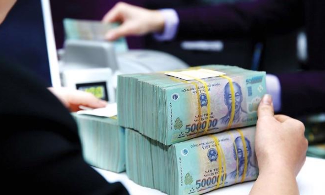 Áp lực về chất lượng tài sản vẫn lớn với ngành ngân hàng. 