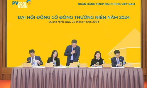 Xây dựng lộ trình chuyển đổi số, PVcomBank đặt mục tiêu tỷ trọng giao dịch trên kênh số 70%-90% vào 2030