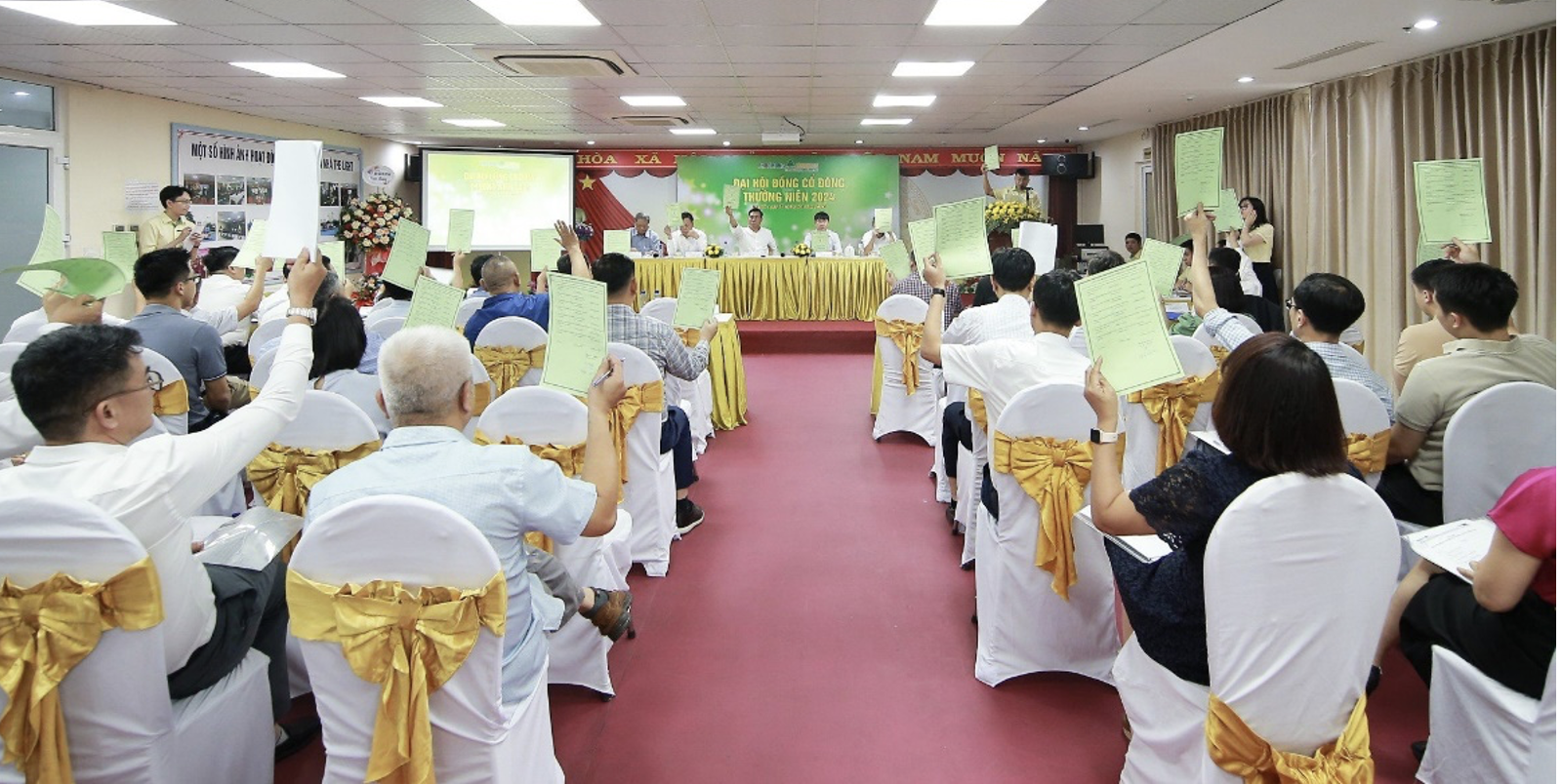 Toàn cảnh Đại hội đồng cổ đông thường niên 2024 PHC