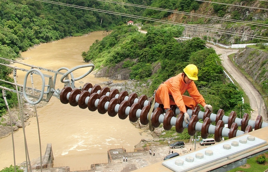 Power shortages strictly prohibited. (Photo source: nangluongvietnam.vn)
