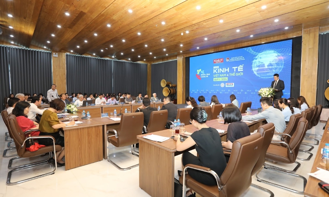 Tọa đàm Kinh tế Việt Nam và Thế giới quý 1-2024 với chủ đề: “Nhận diện kinh tế quý 1-2024: Mở lối cho kinh tế cả năm 2024” 
