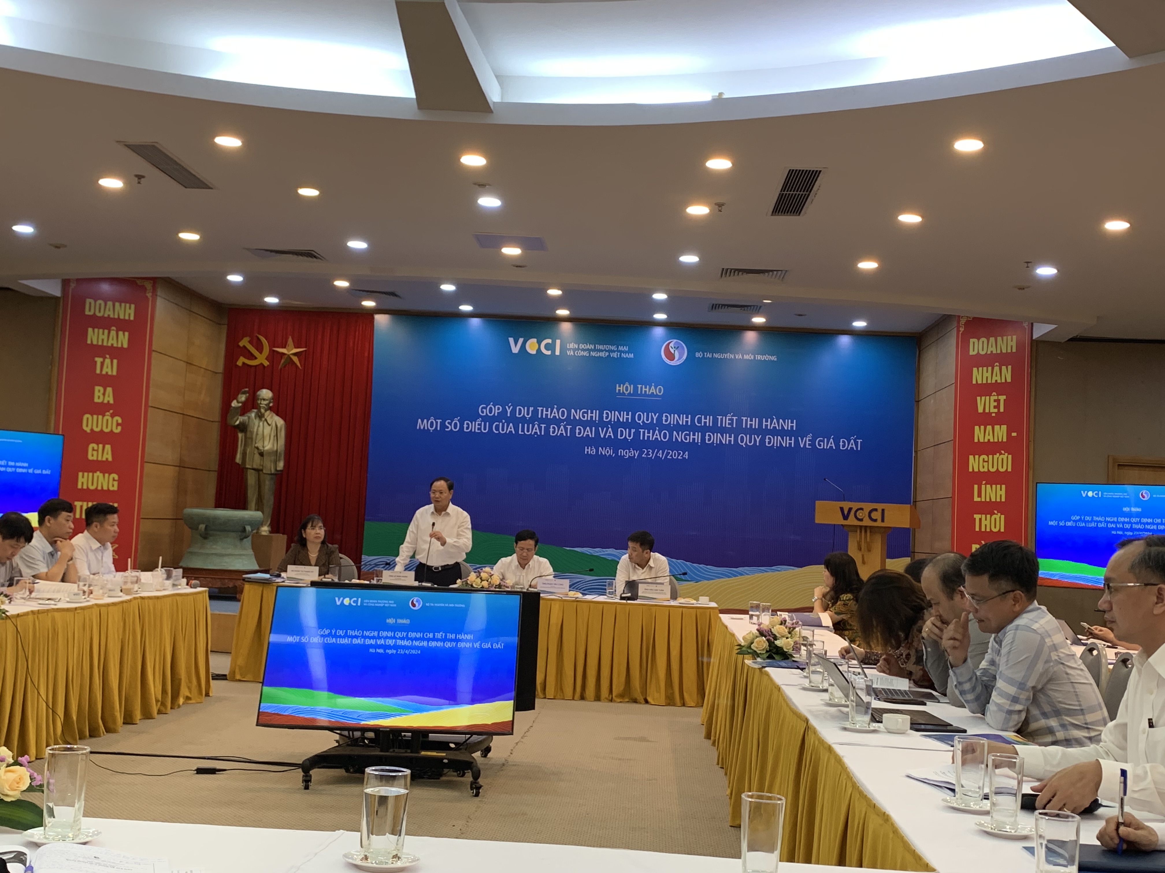 Các bộ, ngành khẩn trương xây dựng văn bản hướng dẫn chi tiết Luật Đất đai 2024.