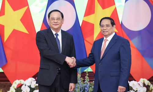 Tiếp tục thắt chặt quan hệ hợp tác Việt - Lào