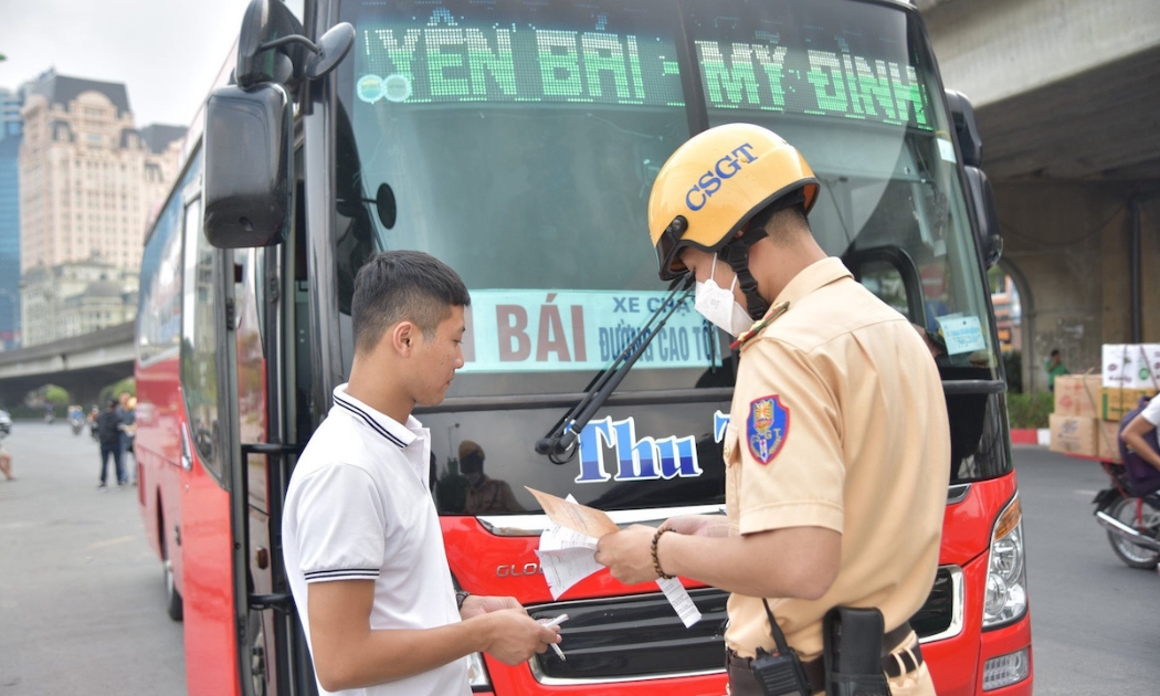 Nghị định bổ sung quy định thời hạn thu hồi phù hiệu, biển hiệu của phương tiện tránh tình trạng chây ỳ của doanh nghiệp như vừa qua.