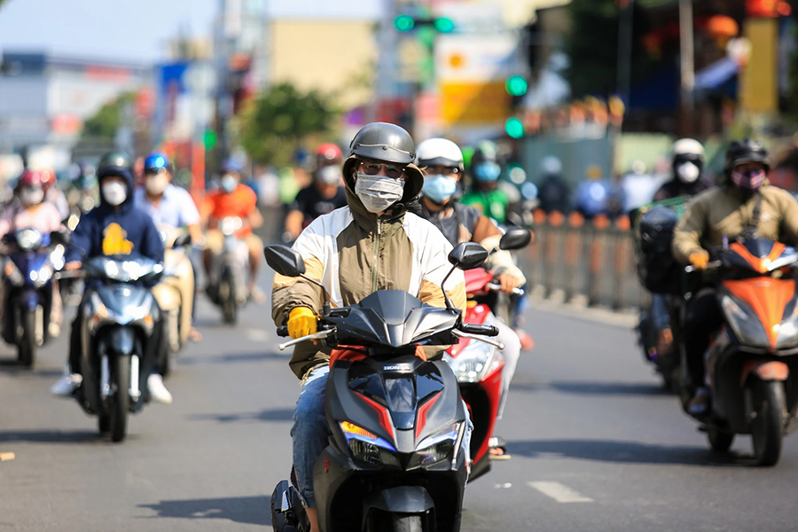 TP.HCM và các tỉnh Nam Bộ đang trải qua đợt nắng nóng kéo dài - Ảnh minh họa.