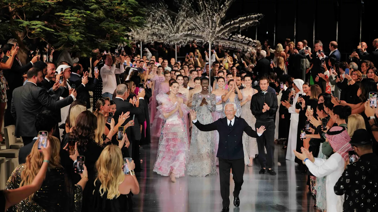 Giorgio Armani đ&atilde; c&oacute; c&aacute;c show diễn tại&nbsp;World Expo Dubai từ những năm 2020.