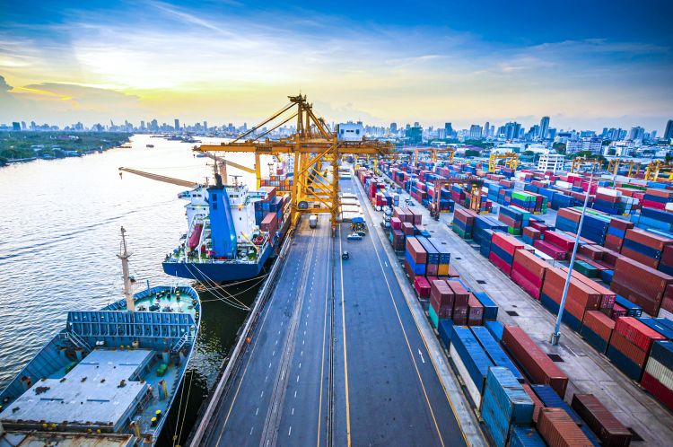 The US accounts for the most trade defense measures against Vietnamese goods. (Photo source: internet)