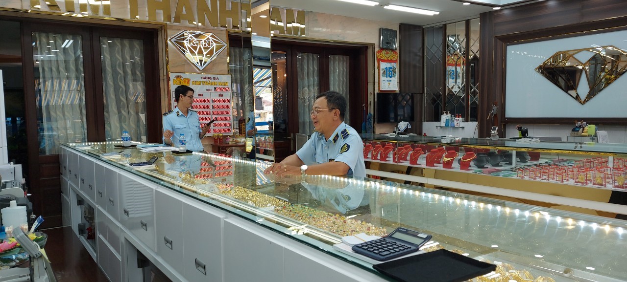 TP.HCM tiếp tục phát hiện vi phạm trong hoạt động kinh doanh vàng - Ảnh: Cục Quản lý thị trường TP.HCM