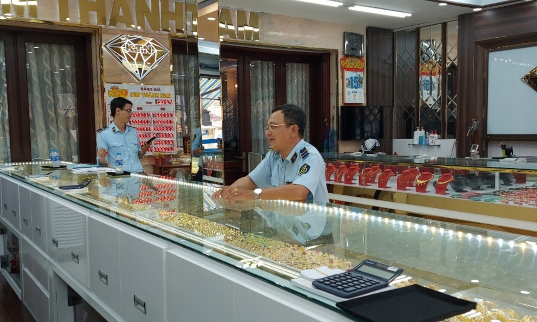 TP.HCM tiếp tục phát hiện vi phạm trong hoạt động kinh doanh vàng - Ảnh: Cục Quản lý thị trường TP.HCM