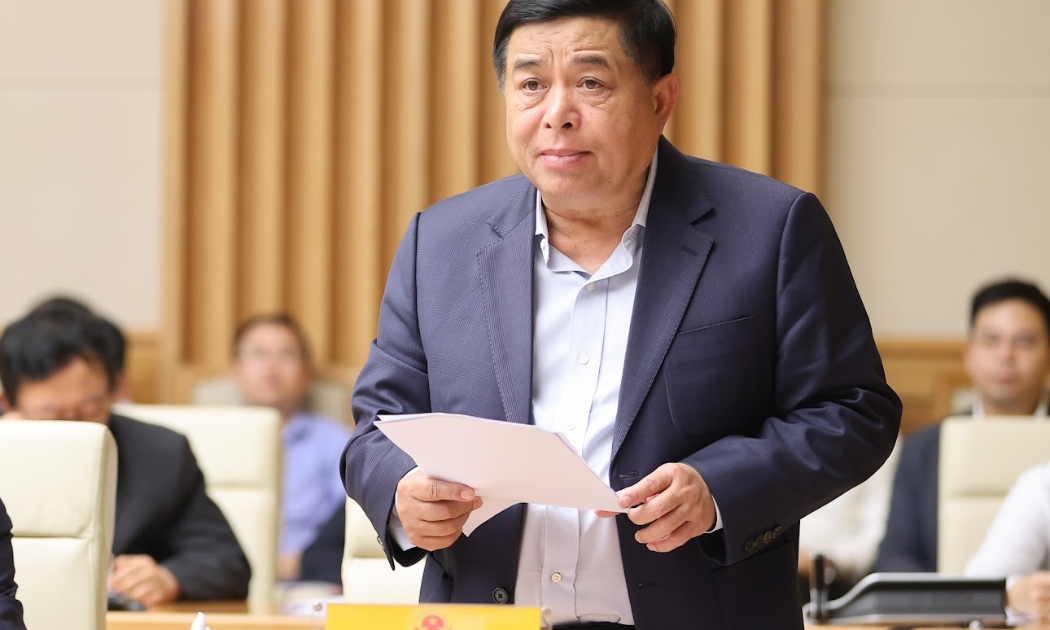 Bộ trưởng Nguyễn Chí Dũng phát biểu tại hội nghị “Phát triển nguồn nhân lực phục vụ công nghiệp bán dẫn” diễn ra chiều ngày 4-04-024.