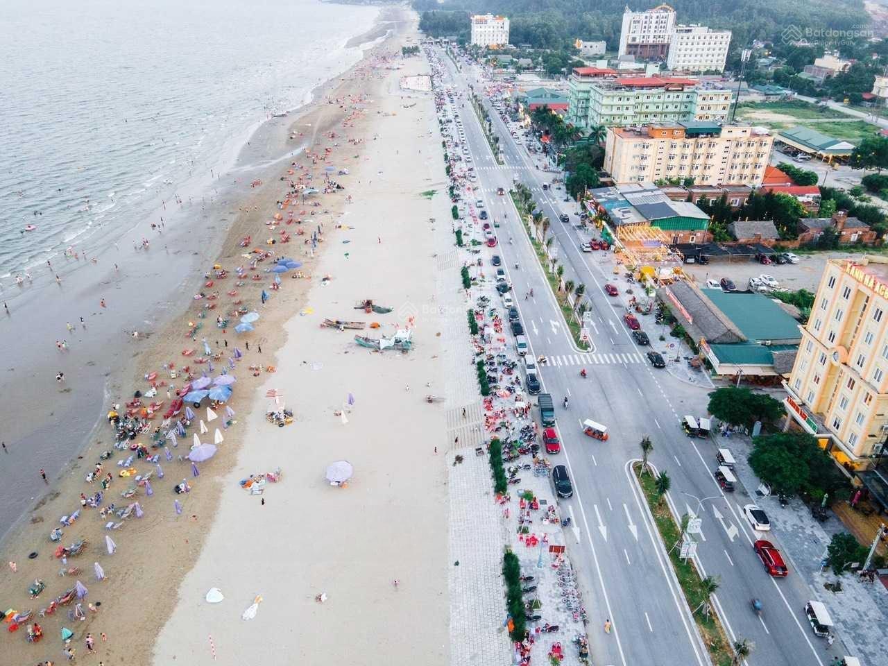 Không gian ven biển Nghi Sơn được quy hoạch khang trang với nhiều công trình hạ tầng du lịch hiện đại đã hoàn thành và đưa vào sử dụng.