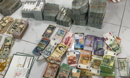 Lập 250 công ty “ma” để rửa tiền, vận chuyển tiền xuyên biên giới