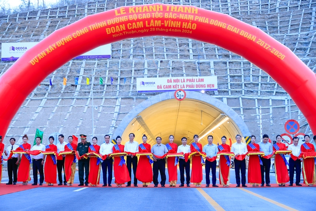 Cơ bản 11 dự án thành phần thuộc cao tốc Bắc - Nam phía Đông đã hoàn thành (634/654km), gần 20km còn lại của dự án Diễn Châu - Bãi Vọt cố gắng hoàn thành quý 3/2024.