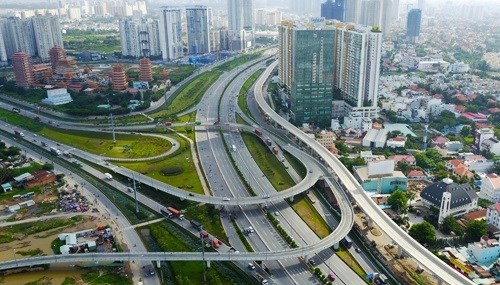 Vietnam remains heavily reliant on public investment to fuel economic growth. (Photo source: VNA)